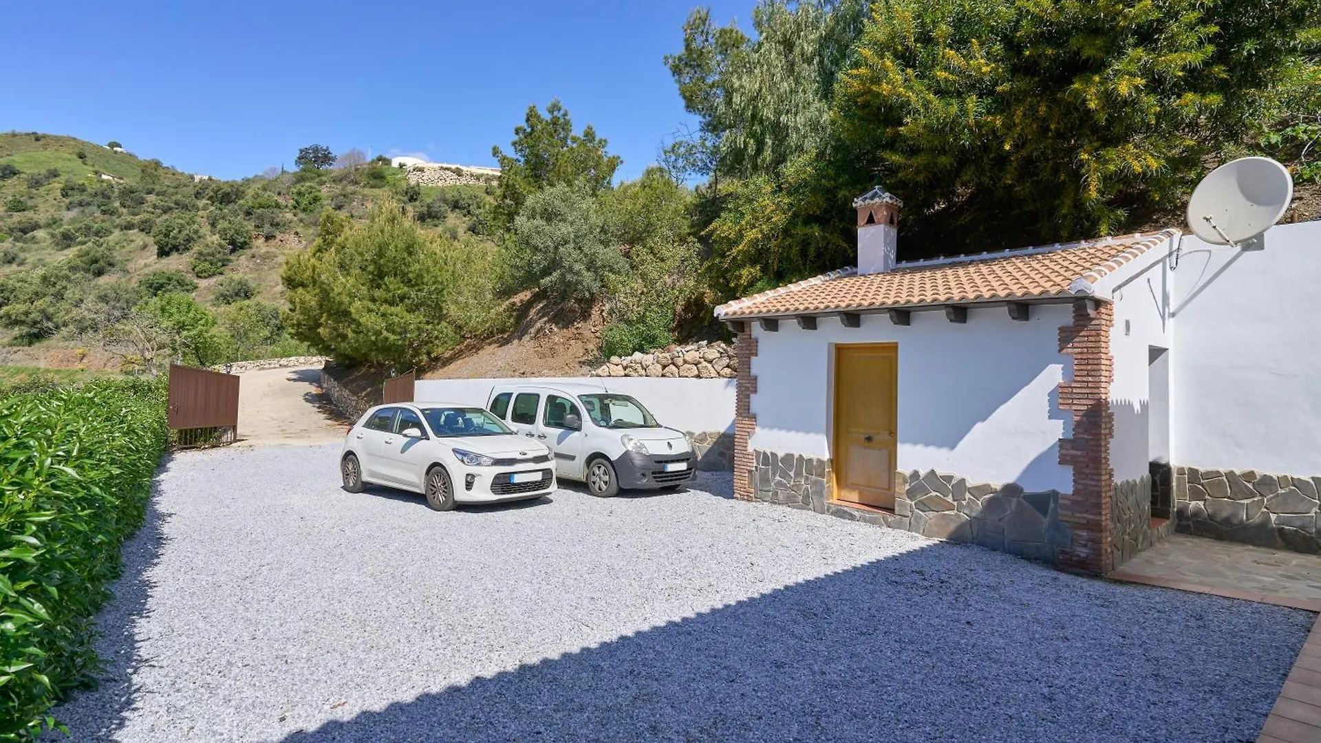 Villa Alejandro En Sayalonga スペイン